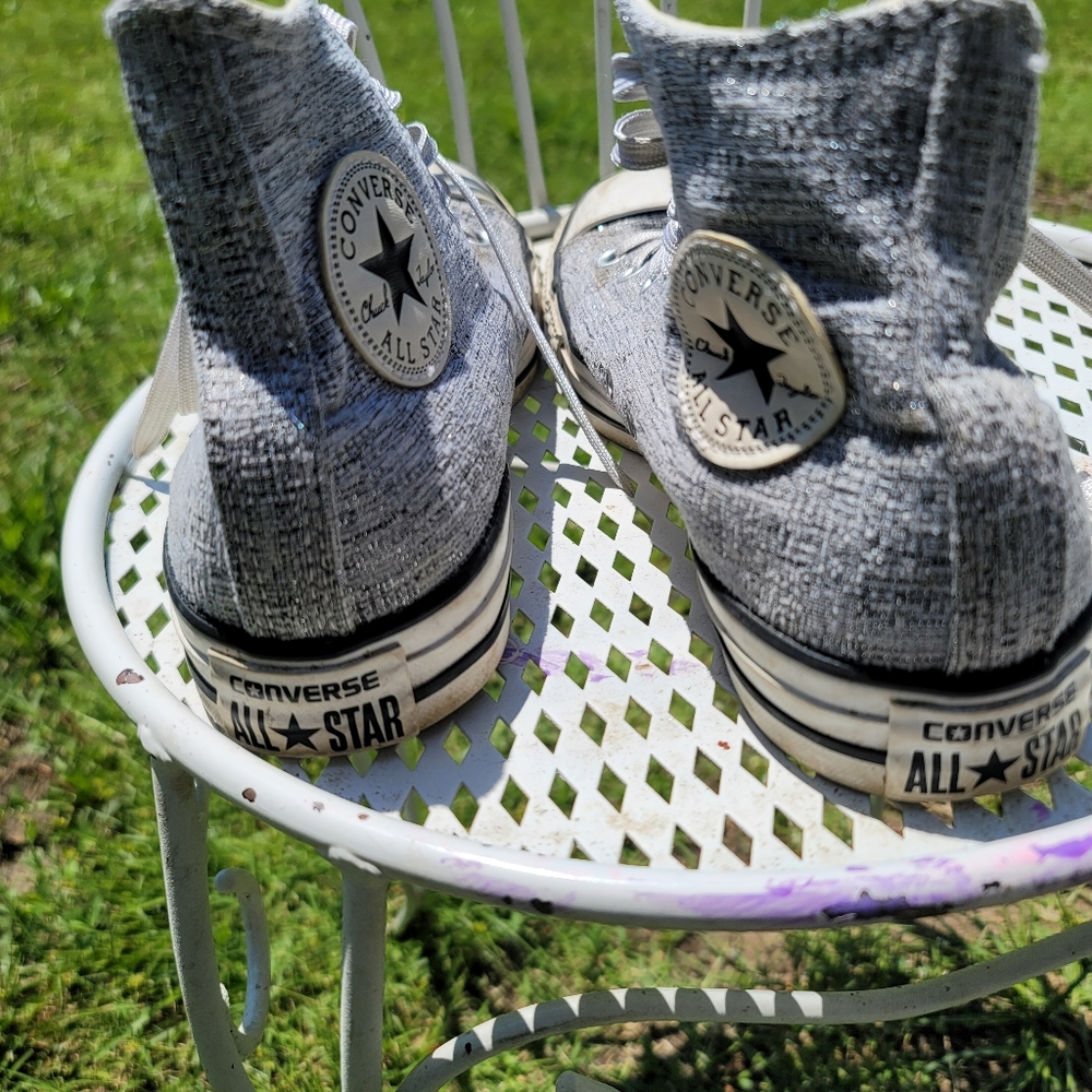 Converse High tops size 9